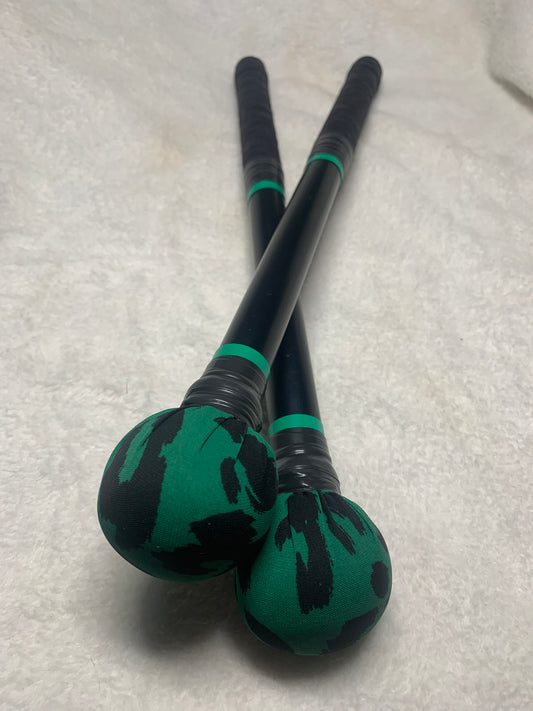 Negra animal print verde