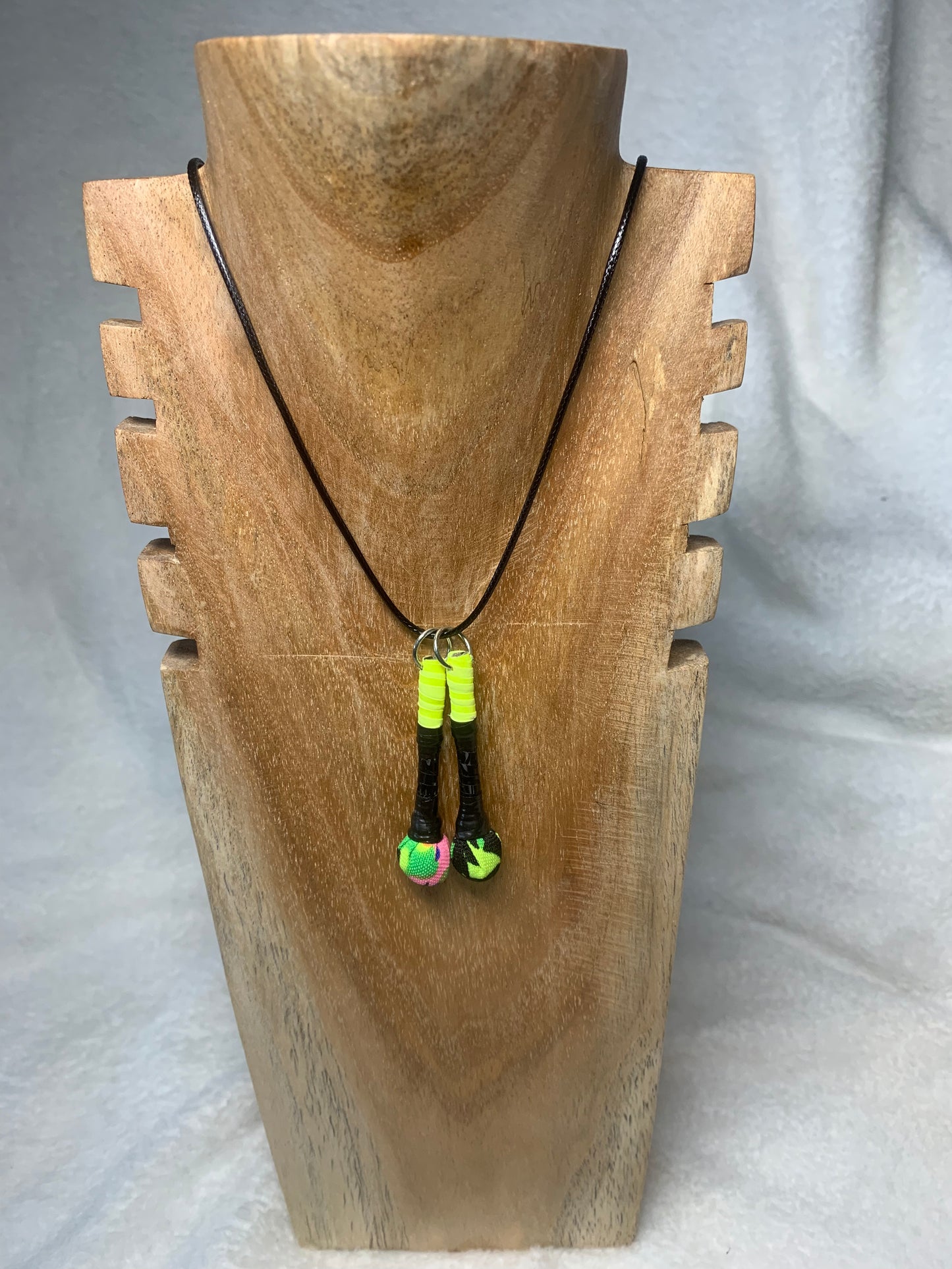 Collares
