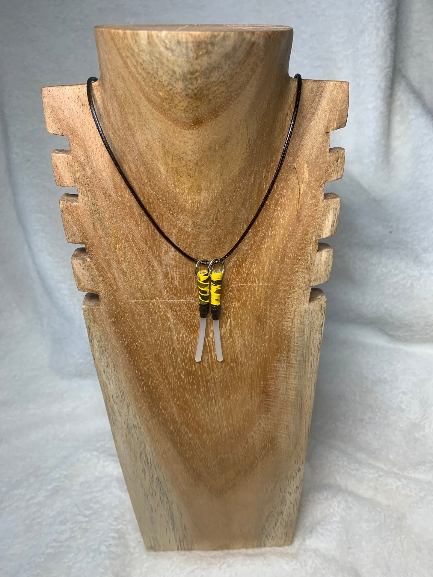 Collares