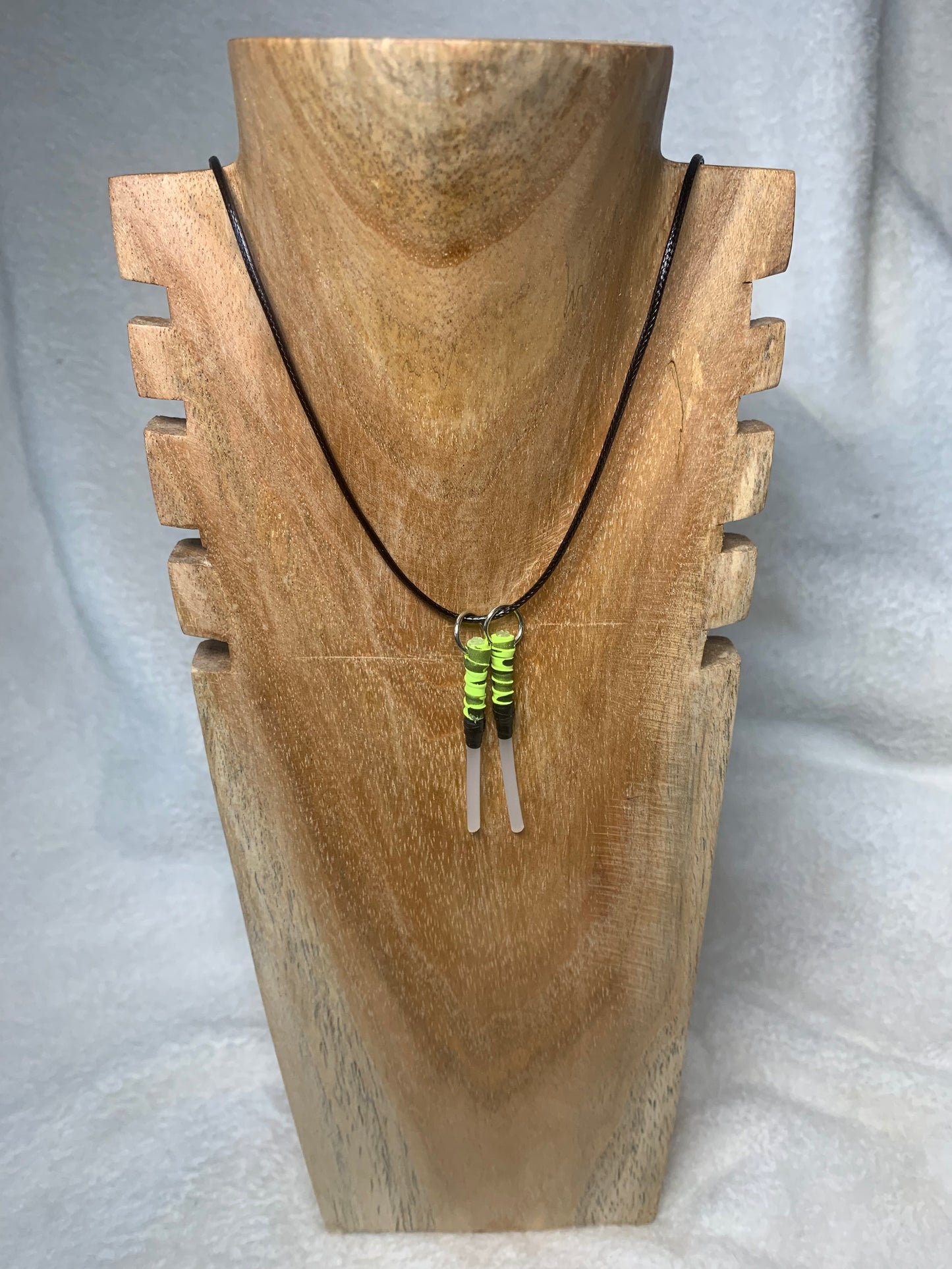 Collares